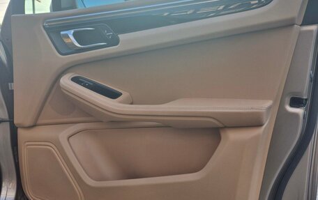 Porsche Macan I рестайлинг, 2014 год, 1 999 000 рублей, 14 фотография