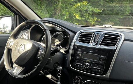 Renault Sandero II рестайлинг, 2017 год, 865 000 рублей, 18 фотография