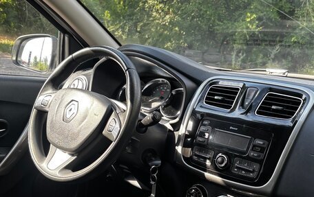 Renault Sandero II рестайлинг, 2017 год, 865 000 рублей, 20 фотография