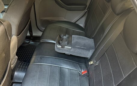 Ford Focus II рестайлинг, 2008 год, 490 000 рублей, 22 фотография