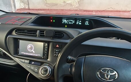 Toyota Aqua I, 2017 год, 800 000 рублей, 10 фотография