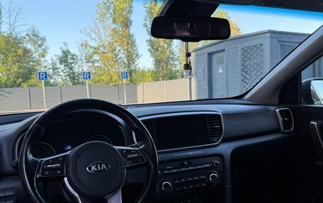 KIA Sportage IV рестайлинг, 2021 год, 2 350 000 рублей, 5 фотография