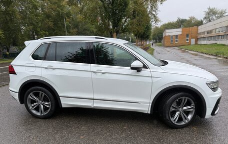 Volkswagen Tiguan II, 2019 год, 3 750 000 рублей, 2 фотография