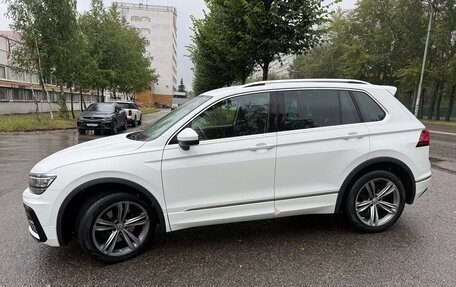 Volkswagen Tiguan II, 2019 год, 3 750 000 рублей, 4 фотография