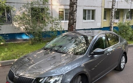 Skoda Octavia, 2018 год, 1 450 000 рублей, 2 фотография