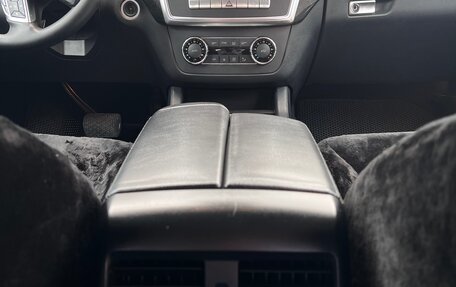 Mercedes-Benz M-Класс, 2012 год, 2 499 000 рублей, 10 фотография