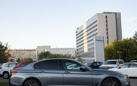 BMW 5 серия, 2018 год, 3 328 000 рублей, 3 фотография