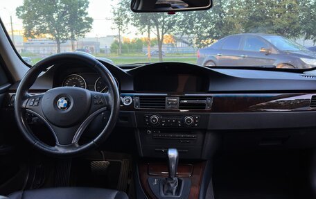BMW 3 серия, 2010 год, 1 430 000 рублей, 10 фотография
