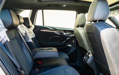 Volkswagen Tiguan, 2026 год, 4 550 000 рублей, 34 фотография