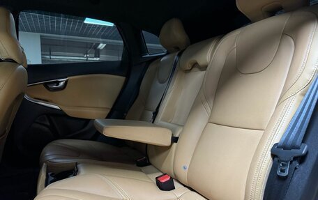 Volvo V40 II рестайлинг, 2017 год, 1 531 000 рублей, 14 фотография