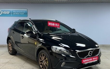 Volvo V40 II рестайлинг, 2017 год, 1 531 000 рублей, 3 фотография