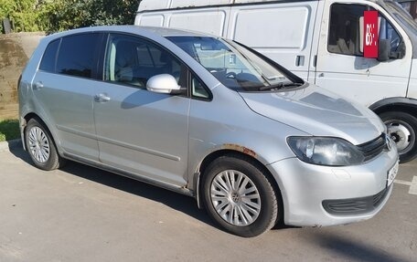 Volkswagen Golf Plus II, 2011 год, 350 000 рублей, 2 фотография