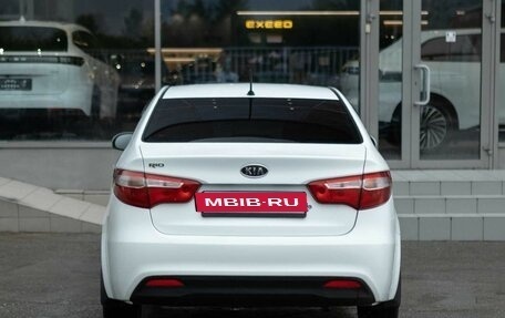 KIA Rio III рестайлинг, 2012 год, 600 000 рублей, 6 фотография