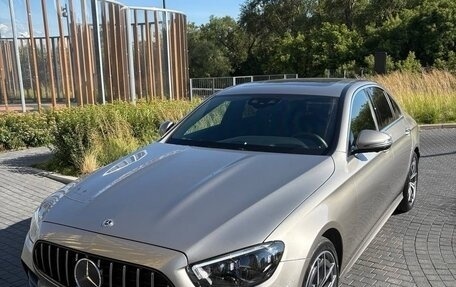 Mercedes-Benz E-Класс, 2022 год, 6 900 000 рублей, 3 фотография