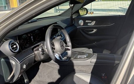 Mercedes-Benz E-Класс, 2022 год, 6 900 000 рублей, 13 фотография