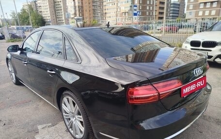 Audi A8, 2015 год, 2 400 000 рублей, 9 фотография