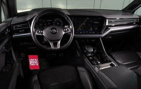 Volkswagen Touareg III, 2019 год, 8 499 000 рублей, 6 фотография