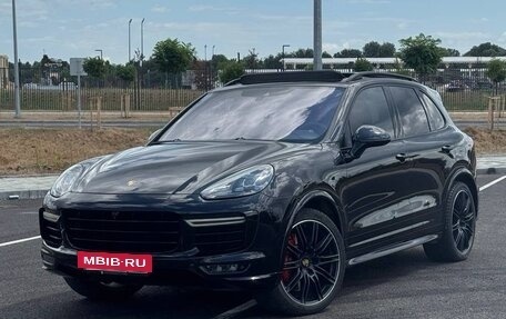 Porsche Cayenne III, 2016 год, 4 500 000 рублей, 29 фотография