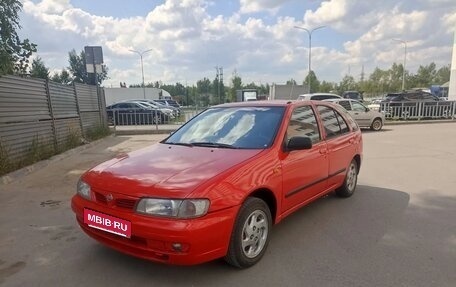 Nissan Almera, 1996 год, 125 000 рублей, 2 фотография