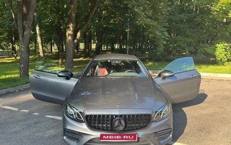 Mercedes-Benz E-Класс, 2017 год, 3 111 111 рублей, 16 фотография
