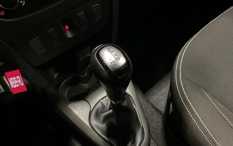 Renault Sandero II рестайлинг, 2021 год, 1 400 000 рублей, 14 фотография