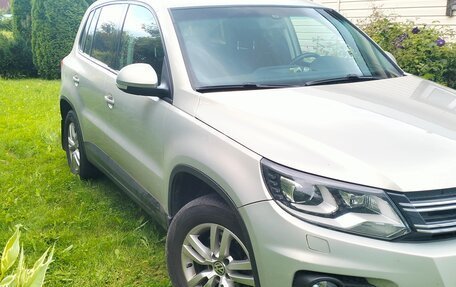 Volkswagen Tiguan I, 2012 год, 1 555 000 рублей, 6 фотография