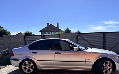 BMW 3 серия, 2001 год, 930 000 рублей, 21 фотография