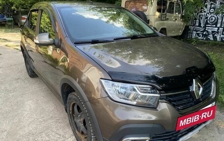 Renault Logan II, 2022 год, 990 000 рублей, 14 фотография