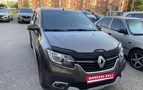Renault Logan II, 2022 год, 990 000 рублей, 9 фотография