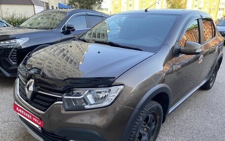 Renault Logan II, 2022 год, 990 000 рублей, 7 фотография