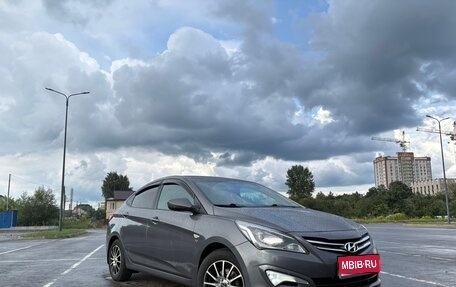 Hyundai Solaris II рестайлинг, 2016 год, 1 100 000 рублей, 1 фотография