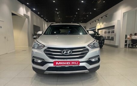Hyundai Santa Fe III рестайлинг, 2016 год, 1 890 000 рублей, 2 фотография