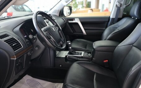 Toyota Land Cruiser Prado 150 рестайлинг 2, 2020 год, 6 299 000 рублей, 16 фотография