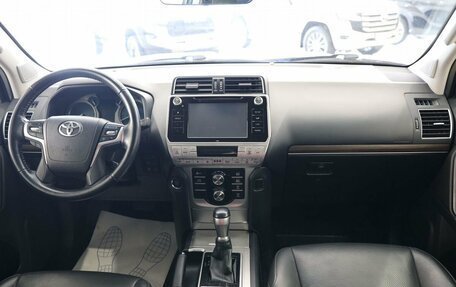 Toyota Land Cruiser Prado 150 рестайлинг 2, 2020 год, 6 299 000 рублей, 22 фотография