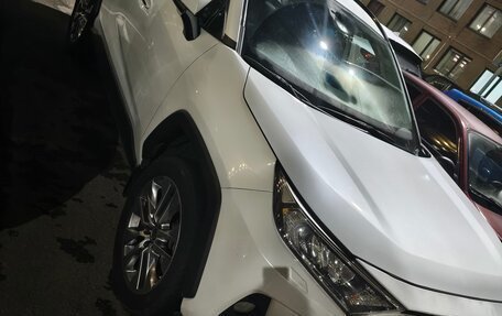 Toyota RAV4, 2020 год, 3 000 000 рублей, 2 фотография