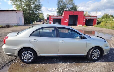 Toyota Avensis III рестайлинг, 2006 год, 600 000 рублей, 4 фотография