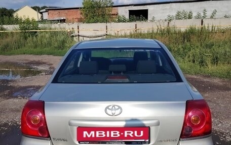 Toyota Avensis III рестайлинг, 2006 год, 600 000 рублей, 3 фотография