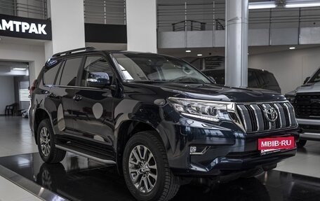 Toyota Land Cruiser Prado 150 рестайлинг 2, 2018 год, 5 950 000 рублей, 3 фотография