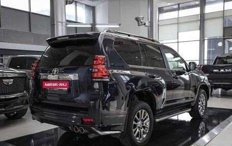 Toyota Land Cruiser Prado 150 рестайлинг 2, 2018 год, 5 950 000 рублей, 8 фотография
