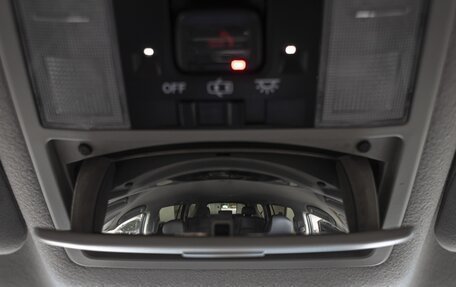 Toyota Land Cruiser Prado 150 рестайлинг 2, 2018 год, 5 950 000 рублей, 34 фотография