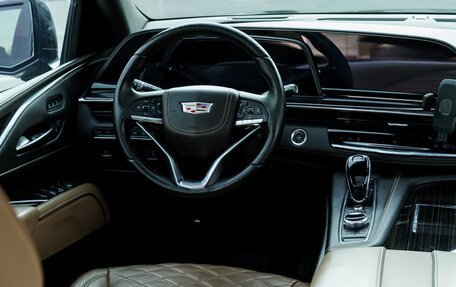 Cadillac Escalade V, 2021 год, 10 800 000 рублей, 9 фотография