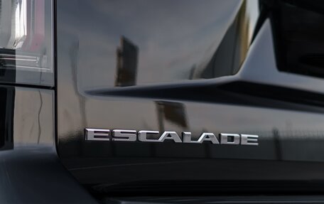 Cadillac Escalade V, 2021 год, 10 800 000 рублей, 28 фотография