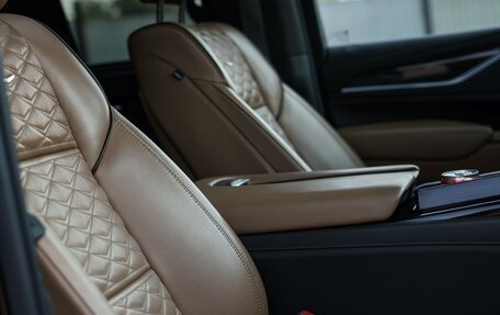 Cadillac Escalade V, 2021 год, 10 800 000 рублей, 22 фотография