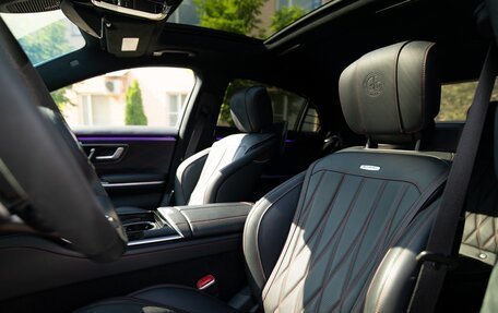 Mercedes-Benz S-Класс AMG, 2023 год, 22 000 000 рублей, 10 фотография