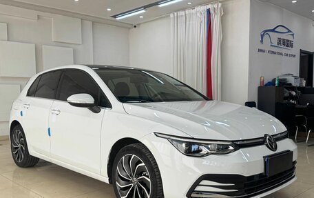 Volkswagen Golf VIII, 2022 год, 2 100 000 рублей, 3 фотография