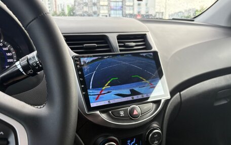 Hyundai Solaris II рестайлинг, 2016 год, 1 100 000 рублей, 11 фотография