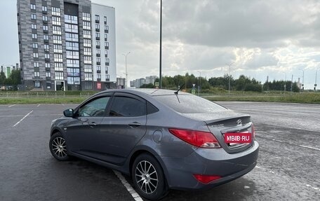 Hyundai Solaris II рестайлинг, 2016 год, 1 100 000 рублей, 5 фотография