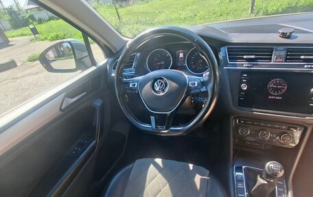Volkswagen Tiguan II, 2020 год, 2 150 000 рублей, 12 фотография
