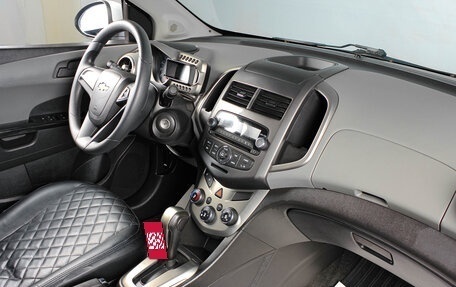 Chevrolet Aveo III, 2013 год, 859 000 рублей, 11 фотография