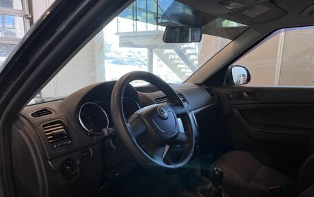 Skoda Yeti I рестайлинг, 2013 год, 670 000 рублей, 23 фотография